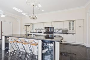 Photo 21- click for photo gallery